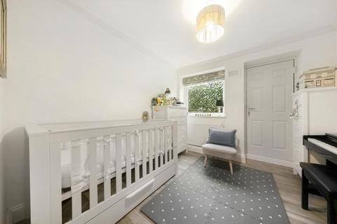 Flat A, 117 Railton Road, London, SE24 0LR