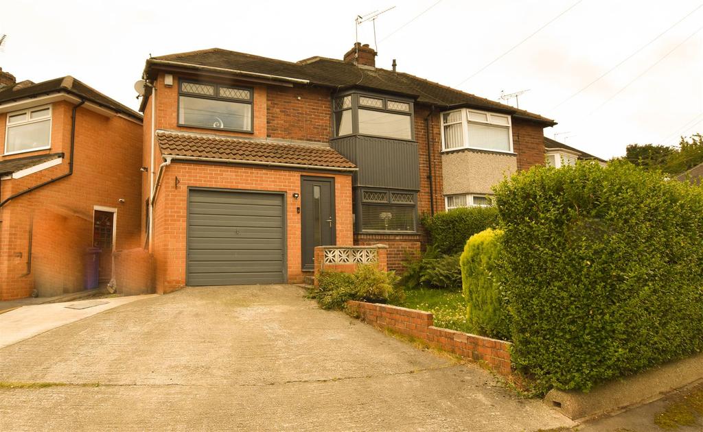 Burbage Grove, Frecheville, Sheffield, S12 3 bed semidetached house