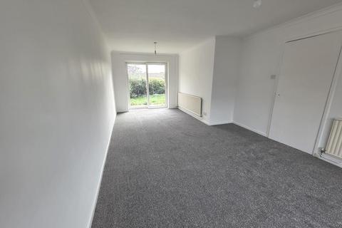 3 bedroom semi-detached house to rent, Clover Road, Flitwick, MK45