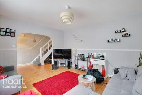 23 Barton Way, Borehamwood, WD6 1PQ