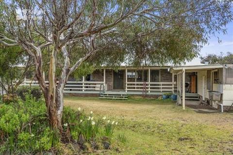 3 bedroom house, 344 Dolphin Sands Road, Dolphin Sands, TAS 7190