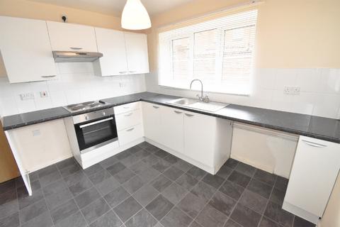 2 bedroom terraced house to rent, School Lane, Beverley, HU17