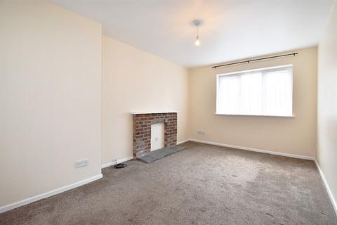 2 bedroom terraced house to rent, School Lane, Beverley, HU17