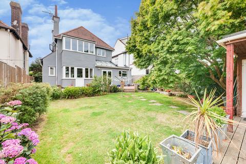 6 bedroom detached house for sale, Eastwood Road, Leigh-on-sea, SS9