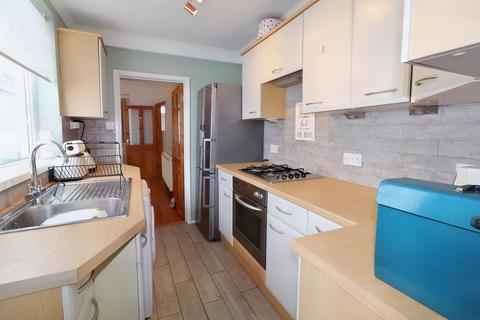 2 bedroom terraced house to rent, Clive Place, Roath, Cardiff, CF24