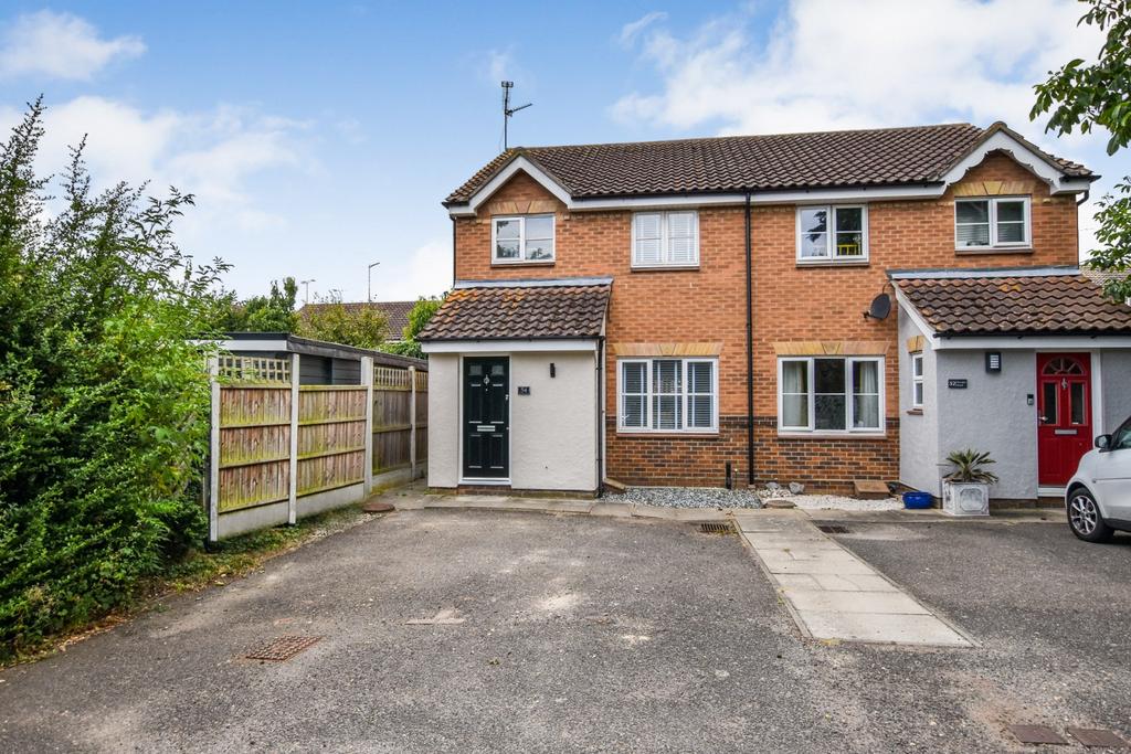 Mundon Road, Maldon, Essex, CM9 3 bed semidetached house £365,000