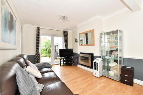 5 Askwith Road, Rainham, RM13 8EL