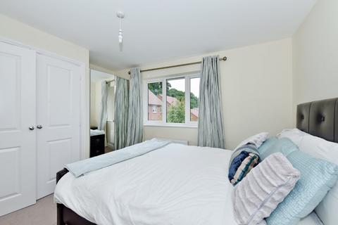 4 bedroom detached house to rent, Old Saw Mill Place, Amersham, Buckinghamshire, HP6