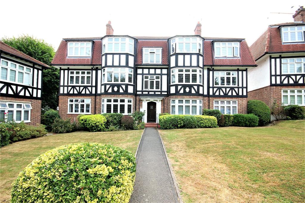 Grange Court, Upper Park, Loughton, IG10 3 bed apartment £425,000