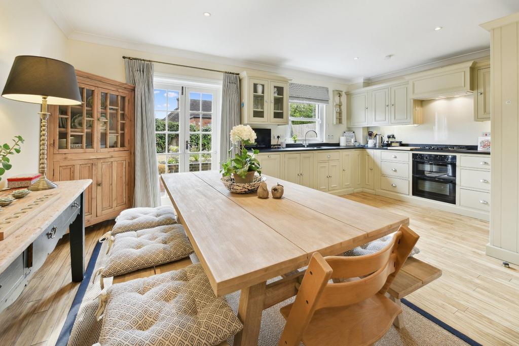 Dining Area/Kitchen