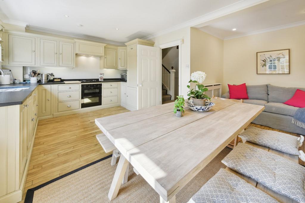 Dining Area/Kitchen
