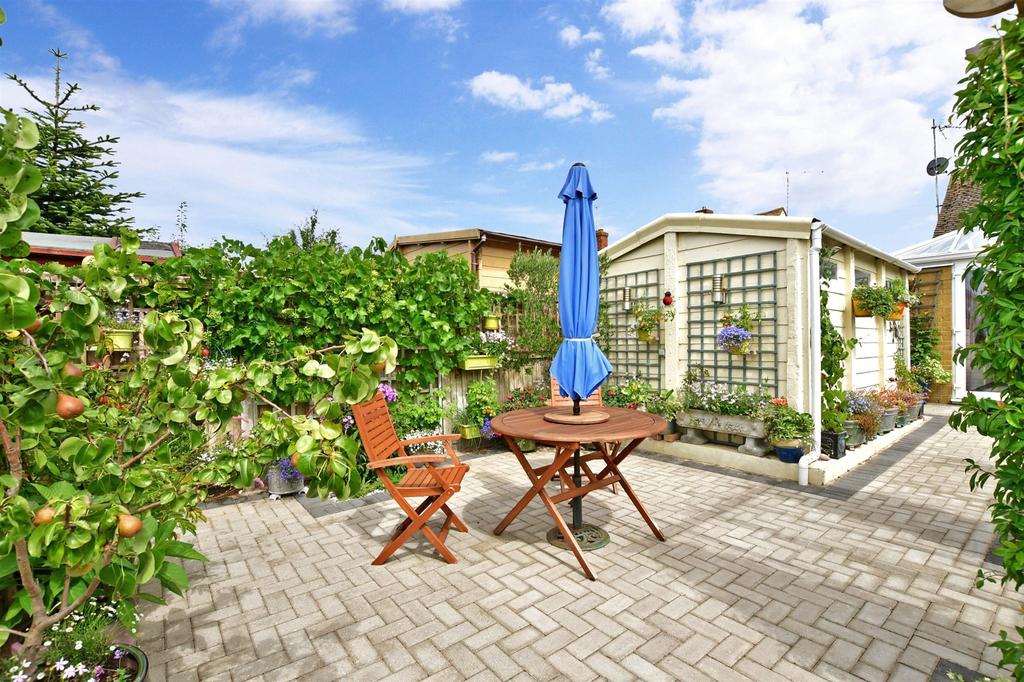 Patio / Decking