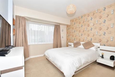6 Blean View Road, Herne Bay, CT6 7RD