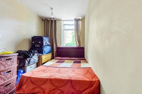 2 bedroom flat for sale, Slough,  Berkshire,  SL1