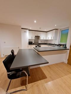 2 bedroom apartment to rent, Duke Court, Pontes Avenue, Hounslow, Greater London, TW3