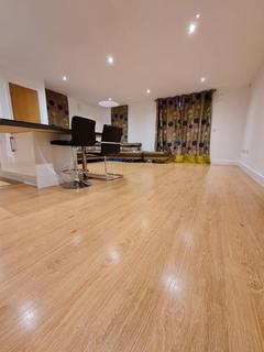 2 bedroom apartment to rent, Duke Court, Pontes Avenue, Hounslow, Greater London, TW3