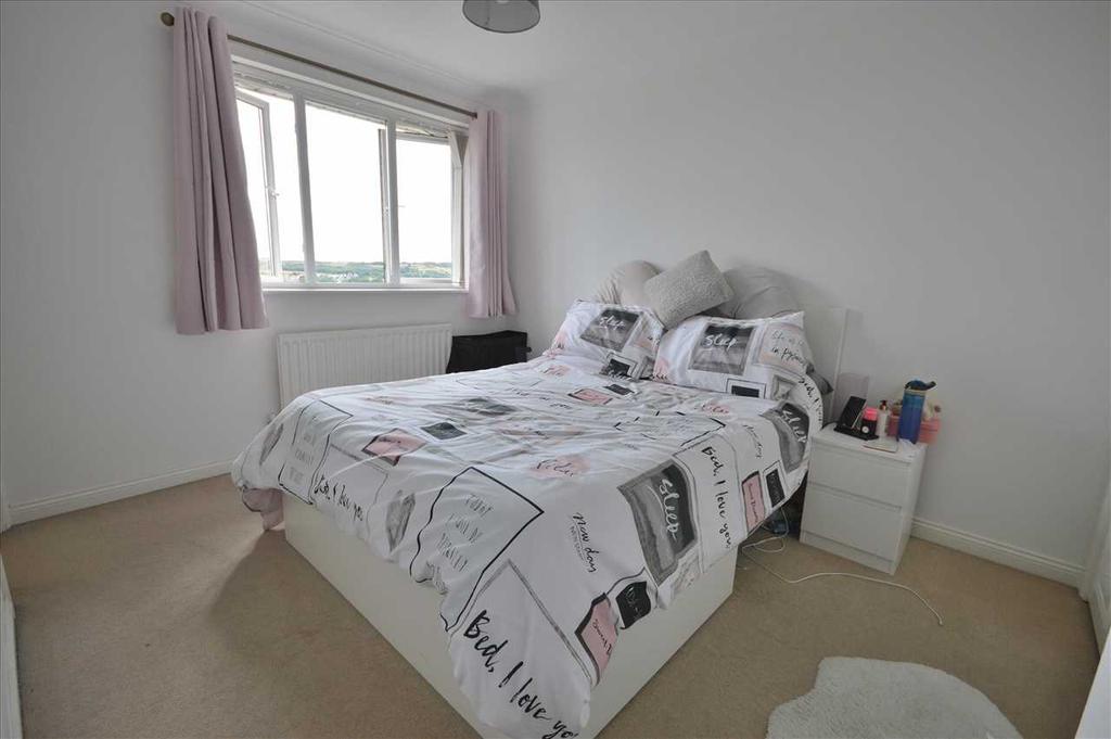 Mowlam Drive, East Stanley, Stanley 3 bed semidetached house £650