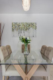 4 bedroom detached house to rent, Farmers Place, Chalfont St. Peter, Gerrards Cross, Buckinghamshire