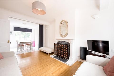 Glendale Orange Tree Hill, Havering-atte-bower, Romford, RM4 1PB