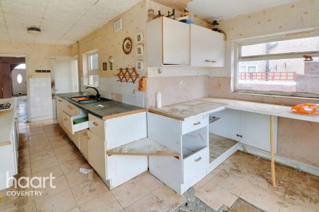 Wilsons Lane, Coventry 3 bed semidetached house £149,995