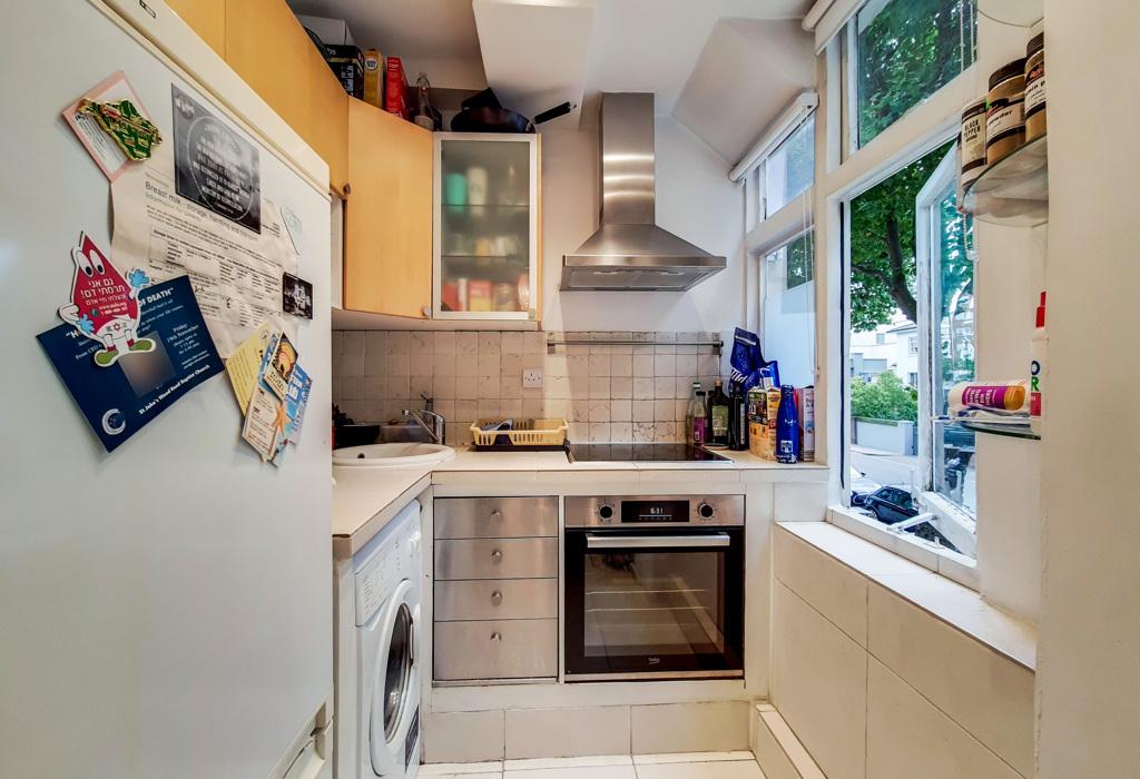 29 Abercorn Place, London 1 bed apartment - £1,950 pcm (£450 pw)