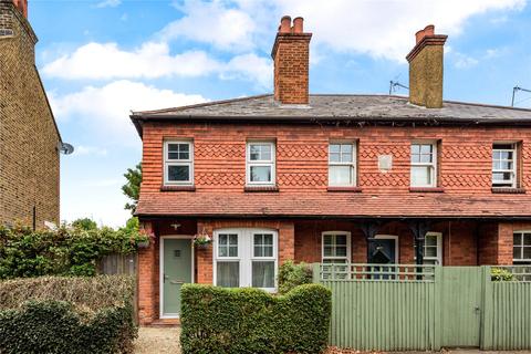 3 bedroom end of terrace house for sale - Ripley, Surrey, GU23