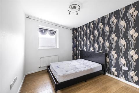 2 bedroom apartment to rent, Norstead Place, London, SW15