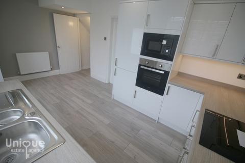 9 Cambridge Road, Fleetwood, FY7 7EY