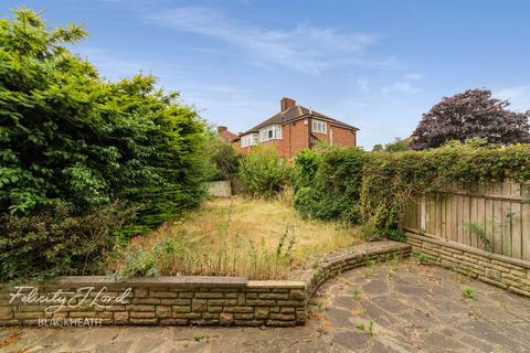 6 Ashridge Crescent, London, SE18 3EB