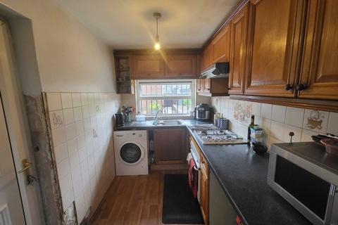 103 Dark Lane, Batley, WF17 7PW