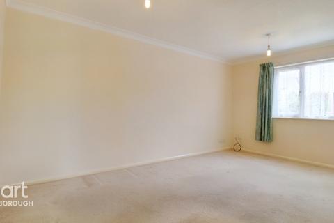 21 Bower Close, Eastfield, Peterborough, PE1 5LL