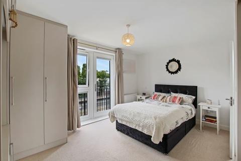 2 bedroom apartment for sale - The Foundry, Woodthorpe Road, Ashford, TW15