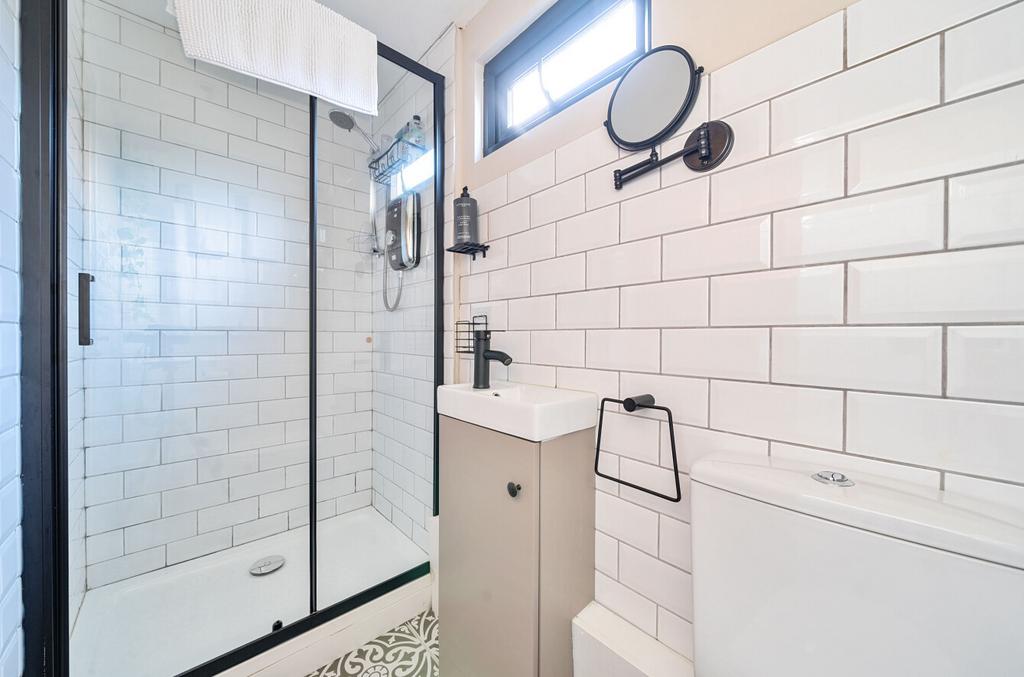 Annex En Suite