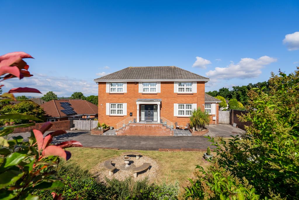 95 Cecil Road, Gowerton 4 bed detached house for sale £550,000