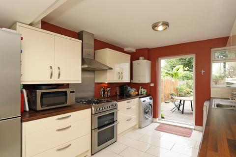 29 Clayton Crescent, Brentford, TW8 9PT