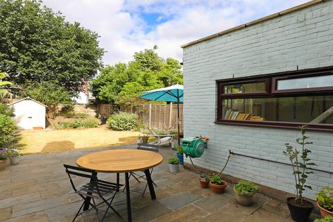 29 Clayton Crescent, Brentford, TW8 9PT