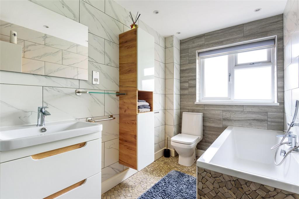 Bed 3 En Suite