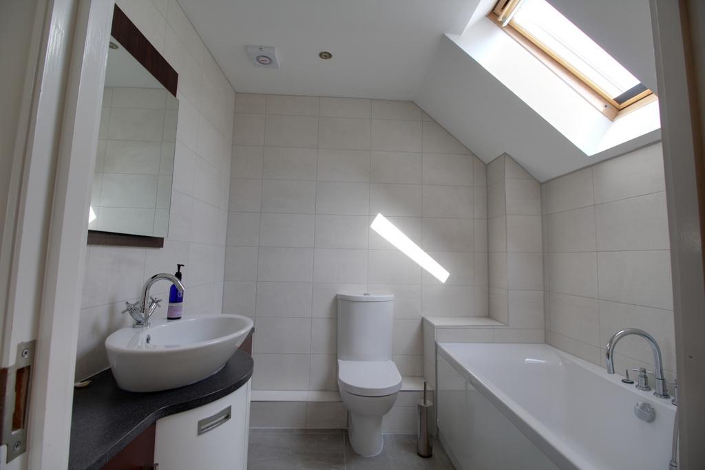En Suite Bathroom