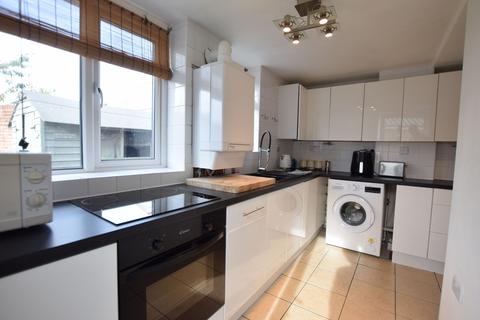 30 Castle Road, Clacton-on-sea, CO15 1JG