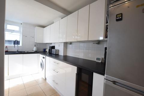 30 Castle Road, Clacton-on-sea, CO15 1JG