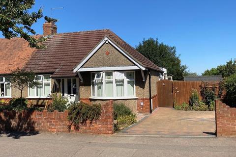 18 Gloucester Avenue, Northampton, NN4 8QE