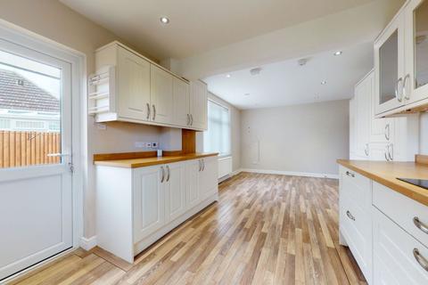 18 Gloucester Avenue, Northampton, NN4 8QE