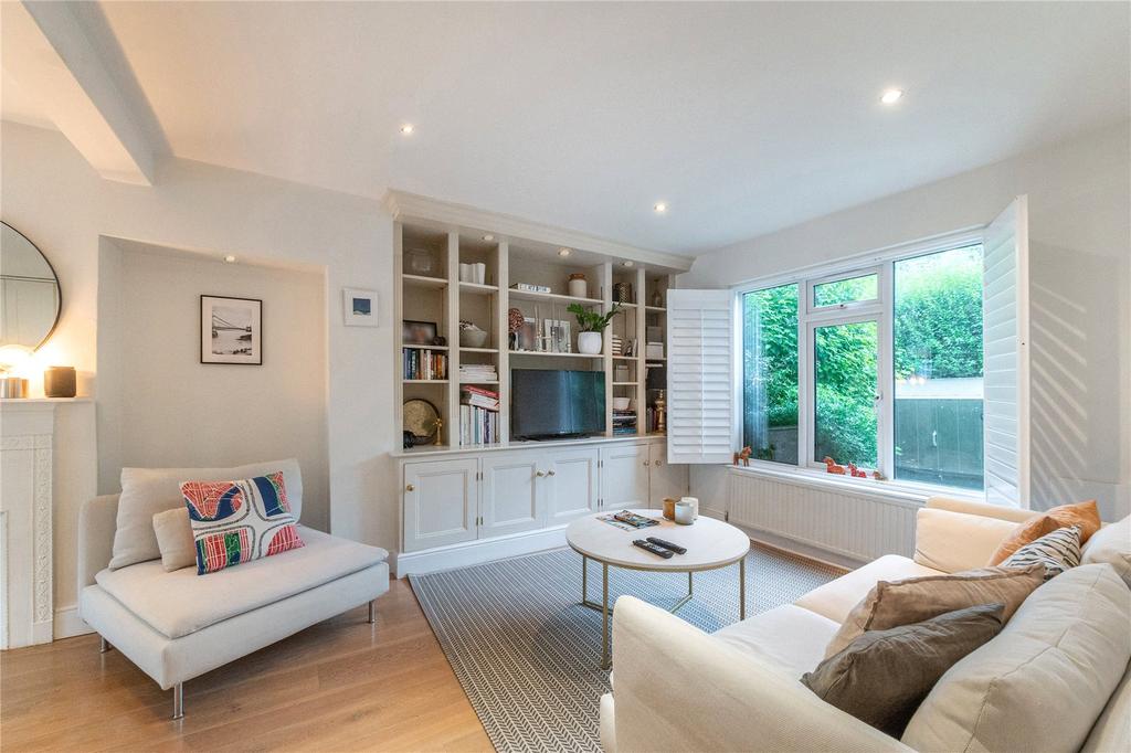 Boileau Road, Barnes, London 4 bed house £3,500 pcm (£808 pw)