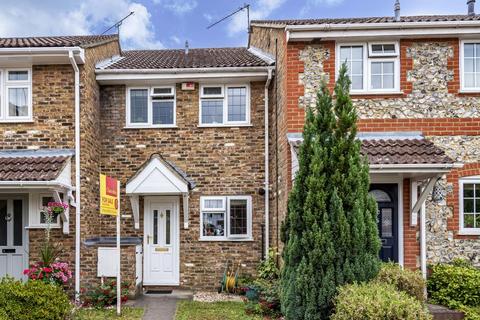 8 Albert Road, Bagshot, GU19 5QJ