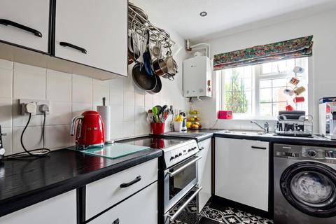 8 Albert Road, Bagshot, GU19 5QJ
