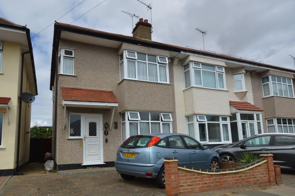 Stuart Road, SouthendOnSea, SS2 3 bed end of terrace house for sale
