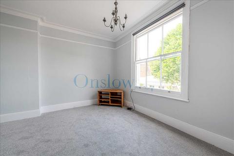 2 bedroom apartment to rent, Warwick Gardens, London