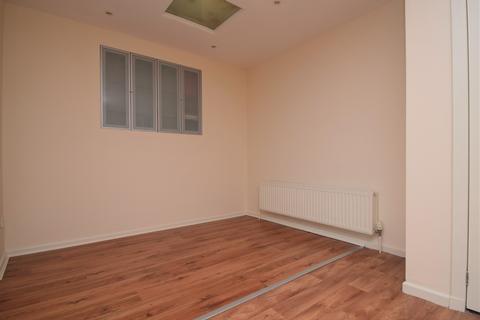 3 bedroom flat to rent, Southbrae Drive, Jordanhill, Glasgow, G13 1TZ