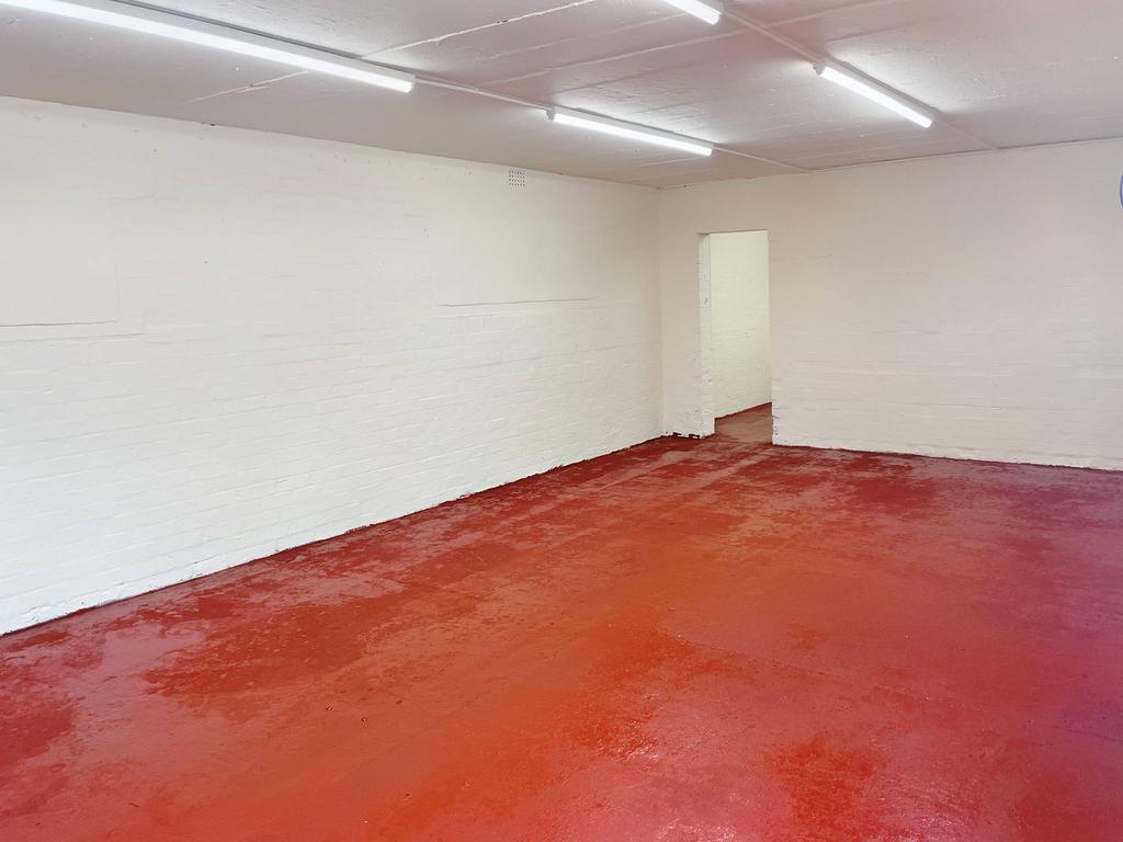 Cleveland Street, Birkenhead CH41 Industrial unit £715 pcm (£165 pw)