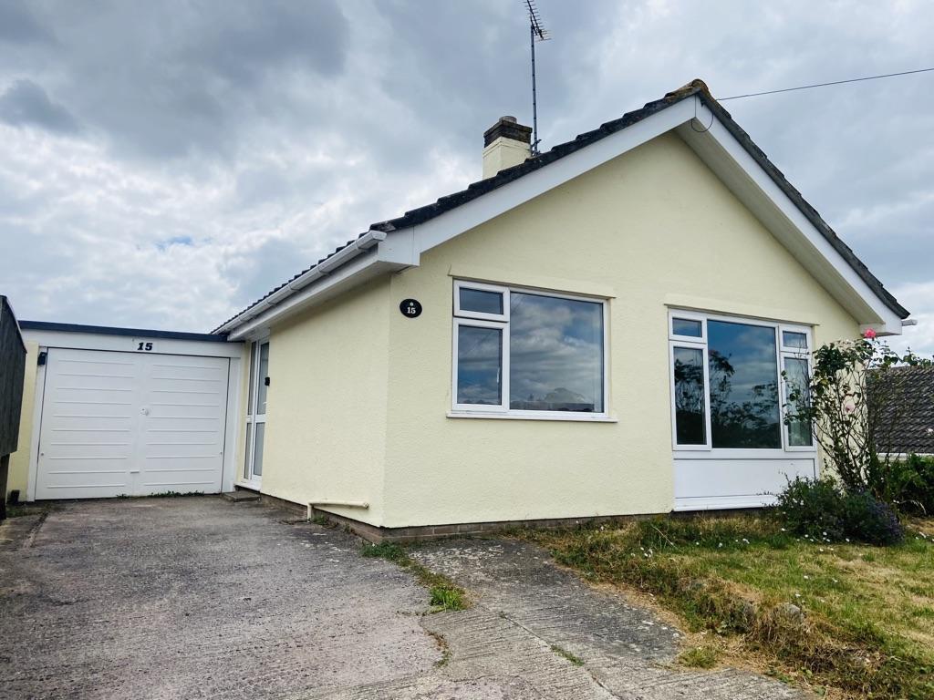 Weston Lane, Totnes TQ9 2 bed detached bungalow £895 pcm (£207 pw)